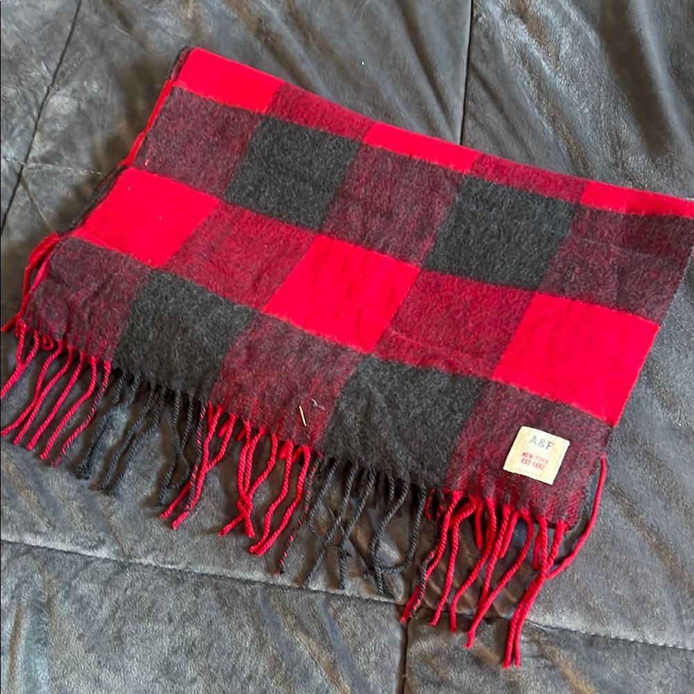 A&F Red and gray Plaid Scarf - Picture 2 of 3